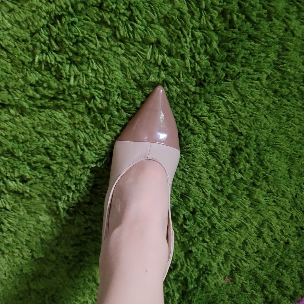 Heels - Picture 3 of 4